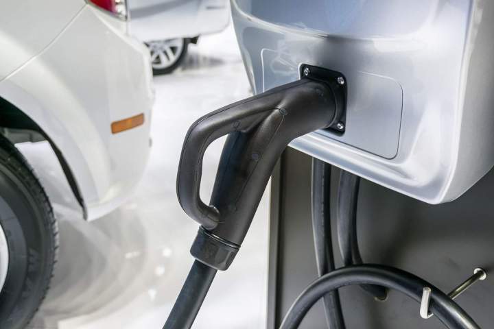  Intégration de stations d'alimentation automobile