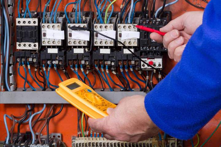 Dépannage de circuits électriques Montréal