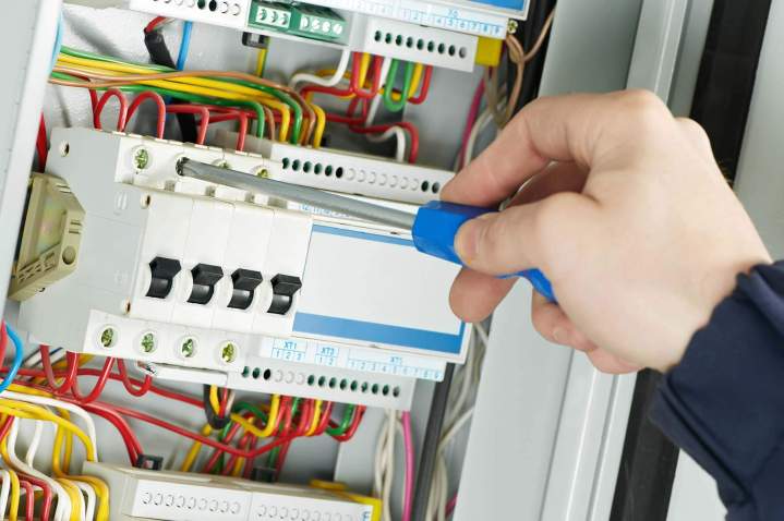 Service de réparation électrique Montréal